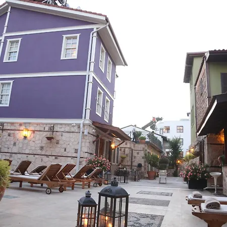 Hostel Stunning Studio Flat With Jacuzzi Near Hadrian's Gate Antalya
